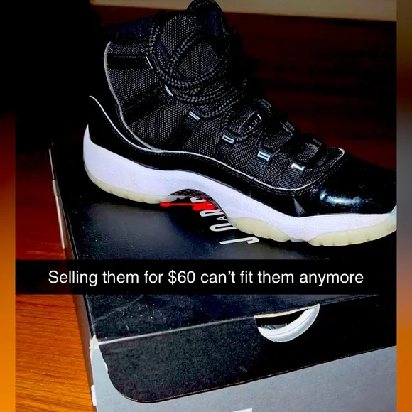 Selling these Jordan\'s These are still sitting all over America! Cheapest Jordan 4  main image 2
